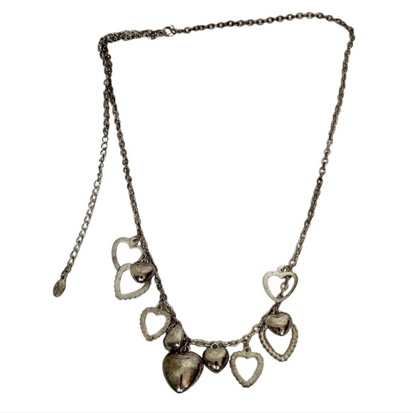 ALI KHAN NEW YORK Cutout Puffy Hearts Necklace - Picture 3 of 4